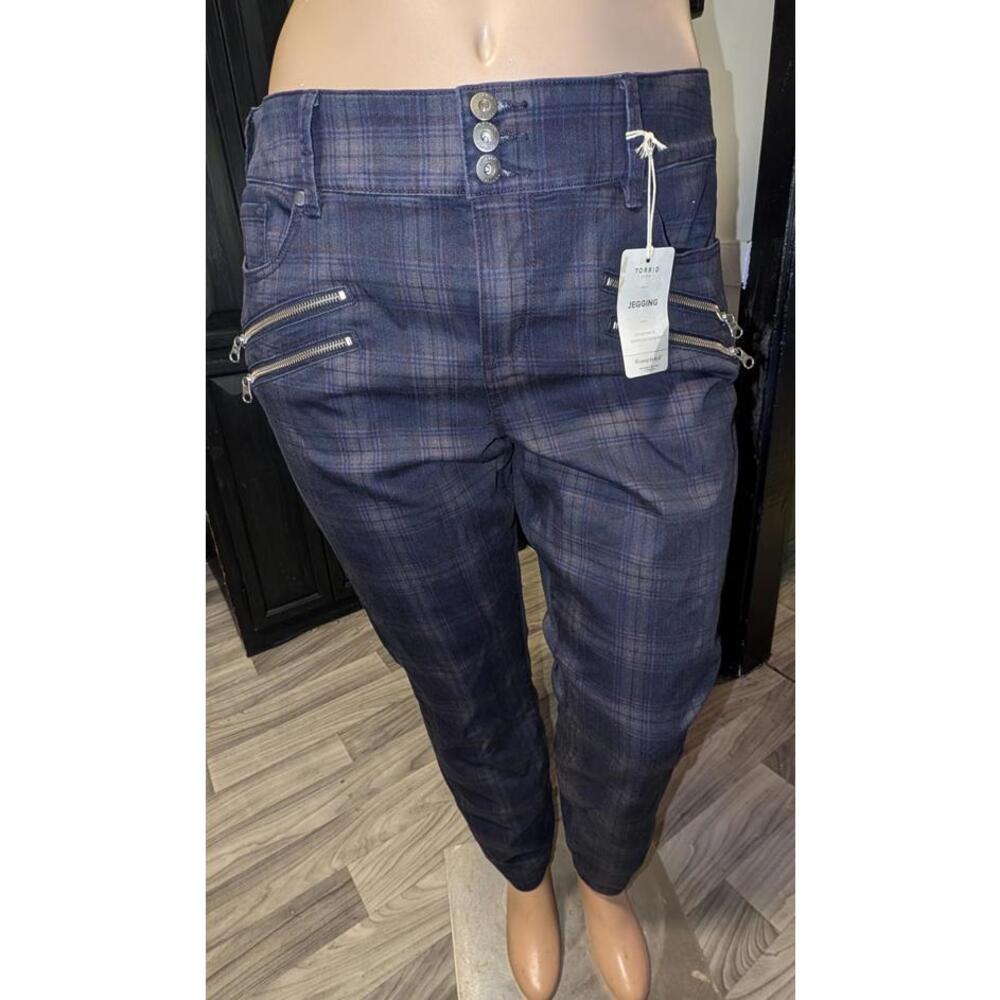 Torrid Multi-Zip Cool Plaid Jeggings – Size 24R (NWT)